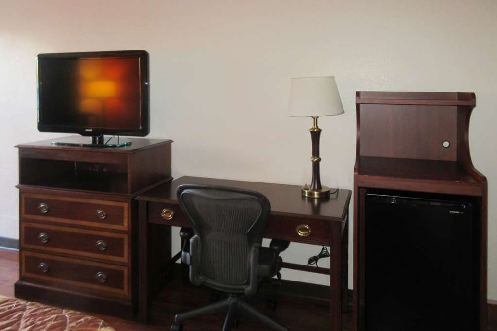 Quality Inn & Suites Apex-Holly Springs Номер фото